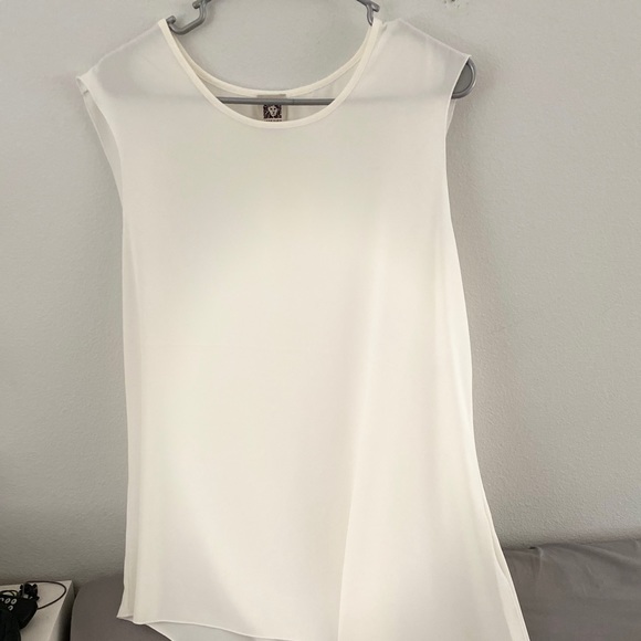 Top - Picture 2 of 8